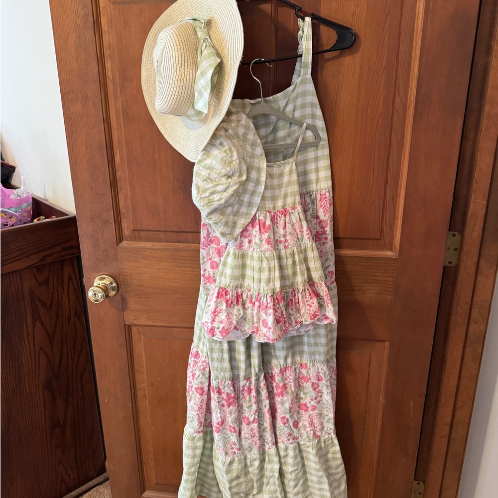 Mommy and me Floral and Gingham Maxi Dress with Hat